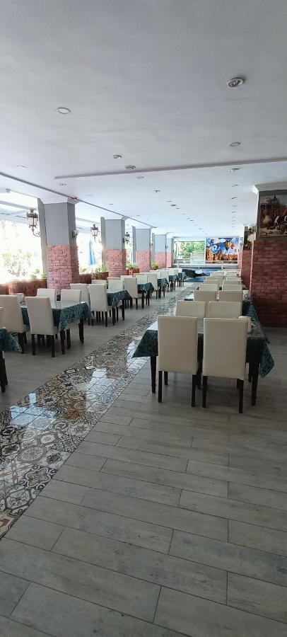 Santana Hotel Белдиби Екстериор снимка