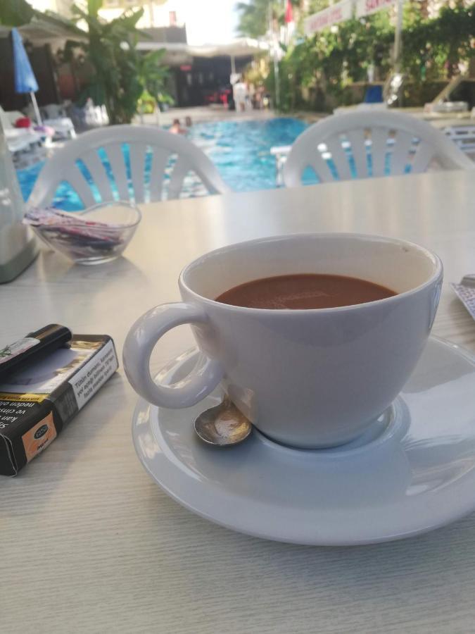 Santana Hotel Белдиби Екстериор снимка